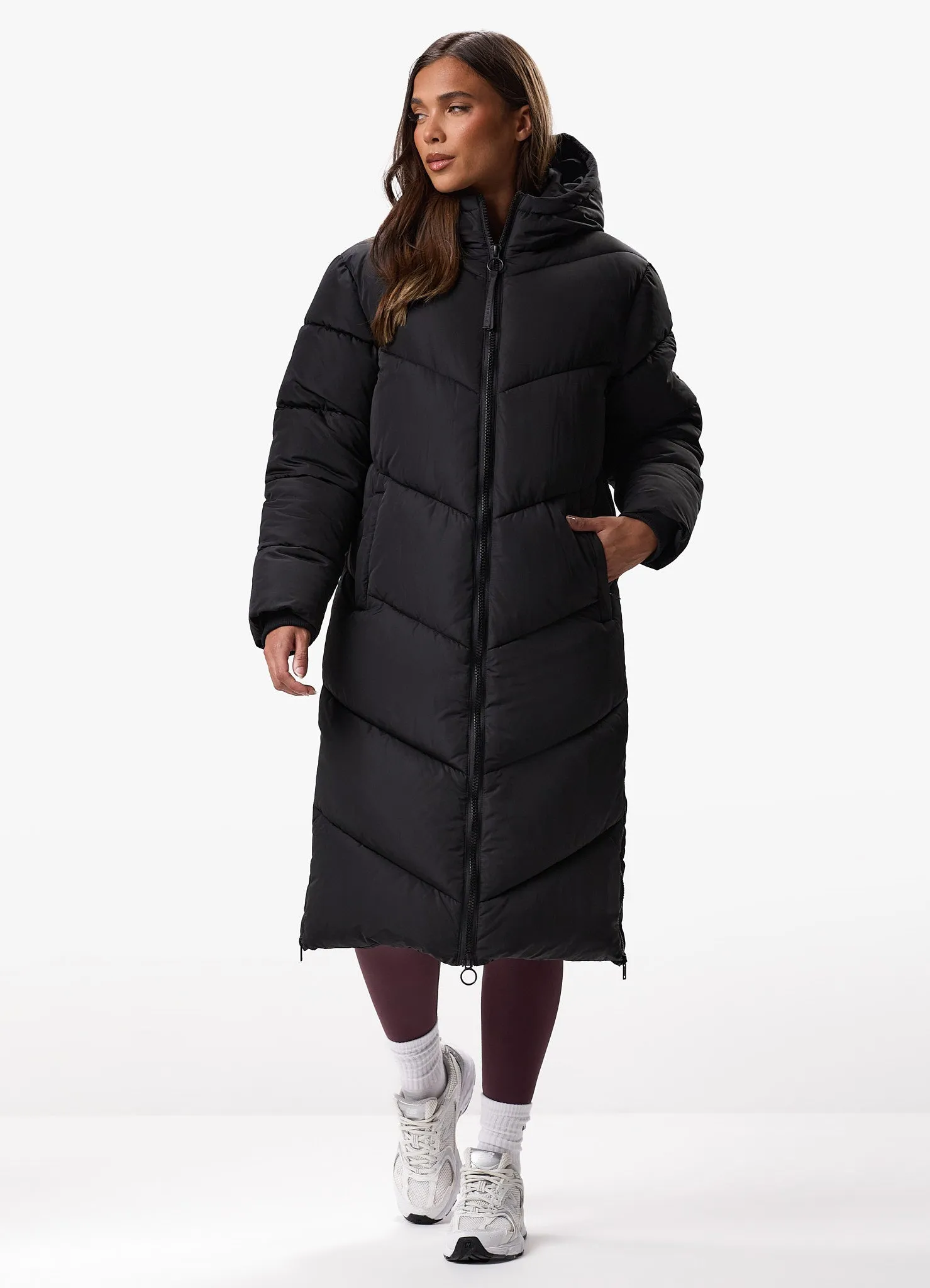 Gym King Chevron Longline Puffer - Black