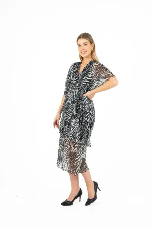 M Made in Italy – Printed V-Neck Dress With Flowing Cap-Sleeves