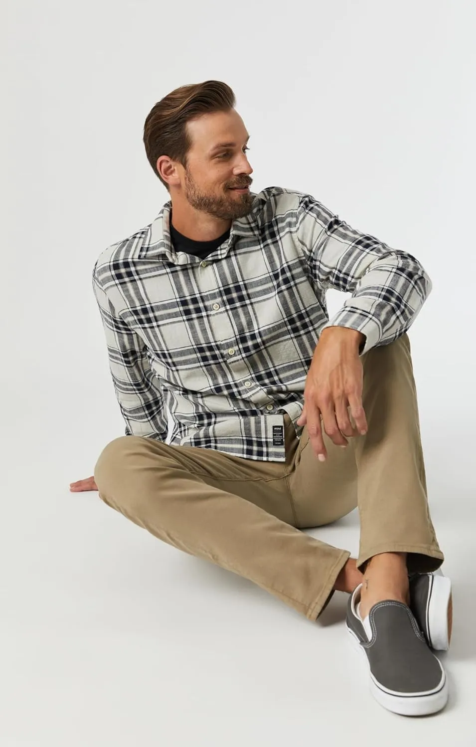 Mavi Men's Milton Mid Rise Slim Leg Chino Pants
